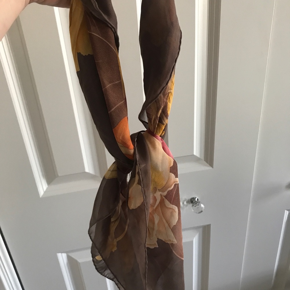 Make an offer —- Salvatore Ferragamo silk scarf